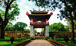 Edebiyat Tapınağı Kapısı Hanoi Vietnam